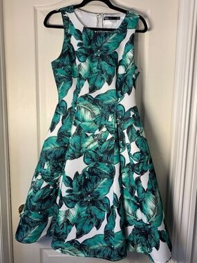 White Green Tropical Leaf Dress Fit & Flare Garden Party Chic Summer Dress M